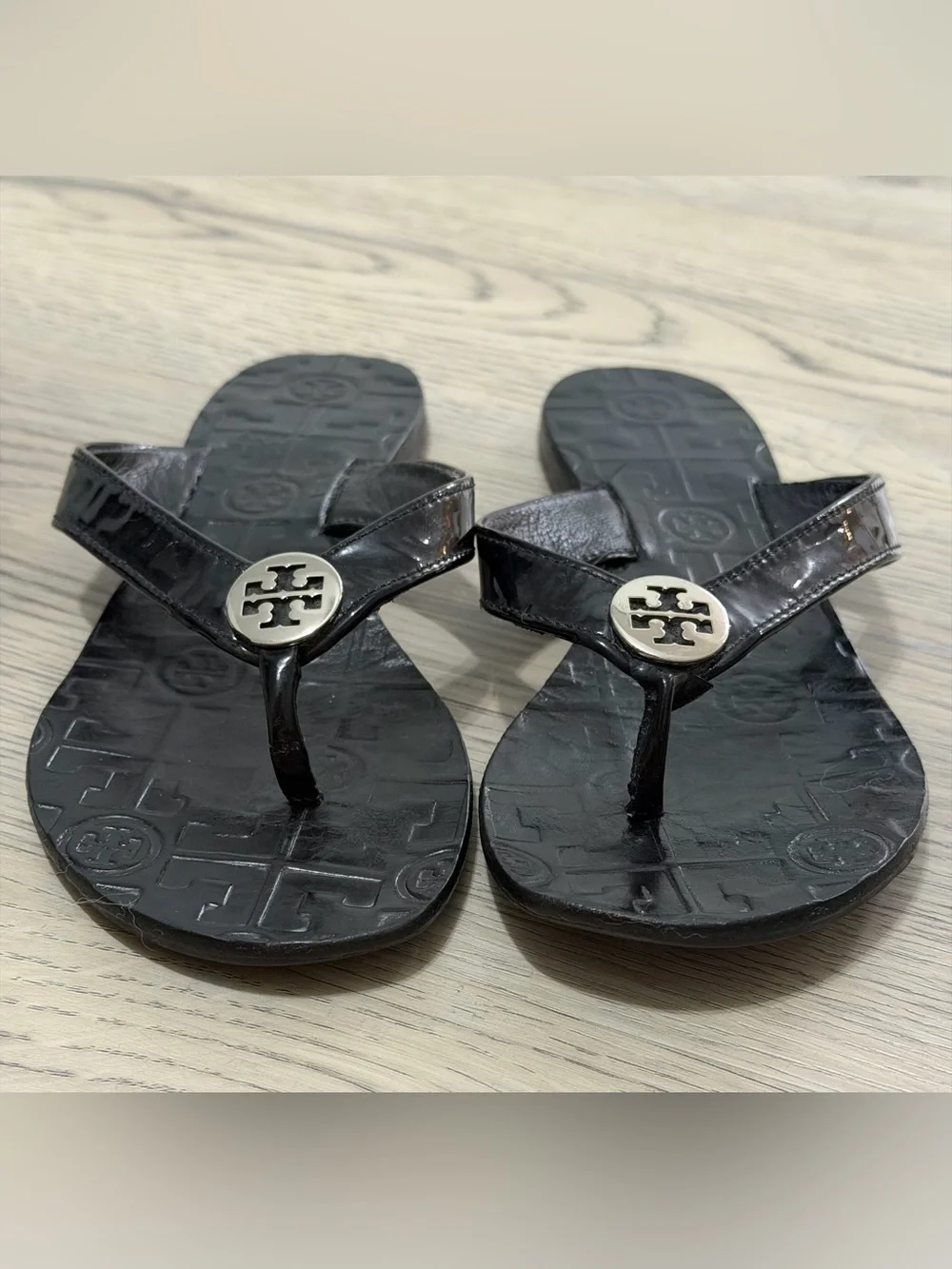 Tory Burch very good